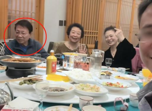 世凯87岁孙子太冻龄曹锟孙女罕见亮相pg电子网站军阀后人聚会照片曝光：袁(图18)